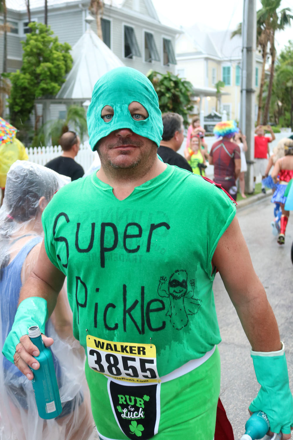 Heroes and Villains 5K 2017 photo - Duval Street, Key West